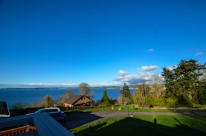 Federal Way Home, WA Real Estate Listing
